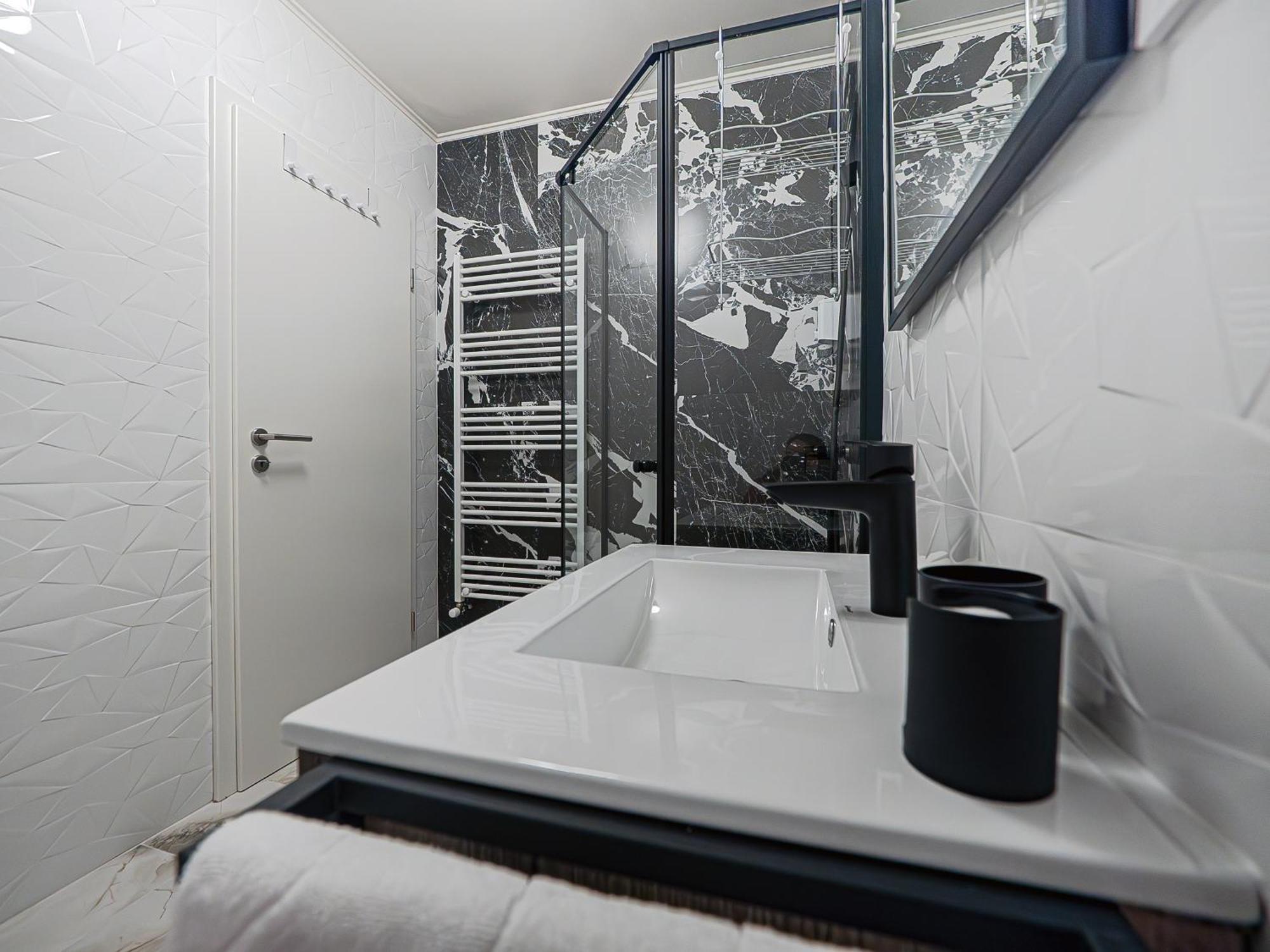 House Abi Apartment